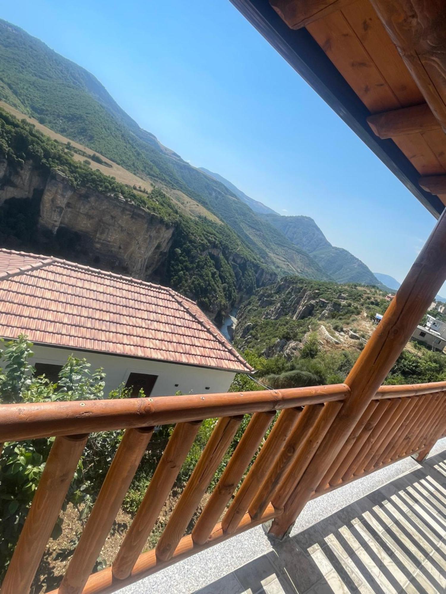 Guest House Bracaj Zhaban Exterior foto